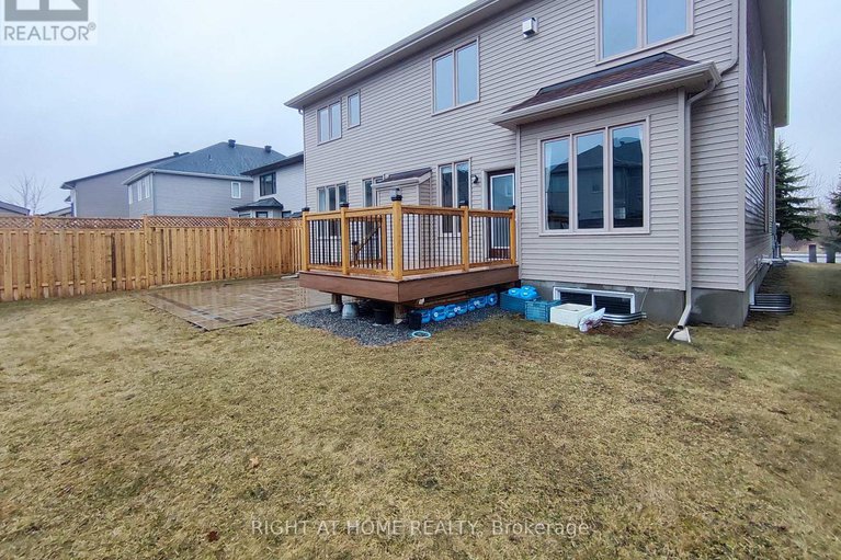 28646412/204-cooks-mill-crescent/riverside-south/ottawa/ontario/K1V2N1_36