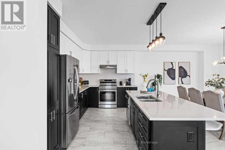 28450240/10-racemose-street/half-moon-bay/ottawa/ontario/K2J6Z9_13