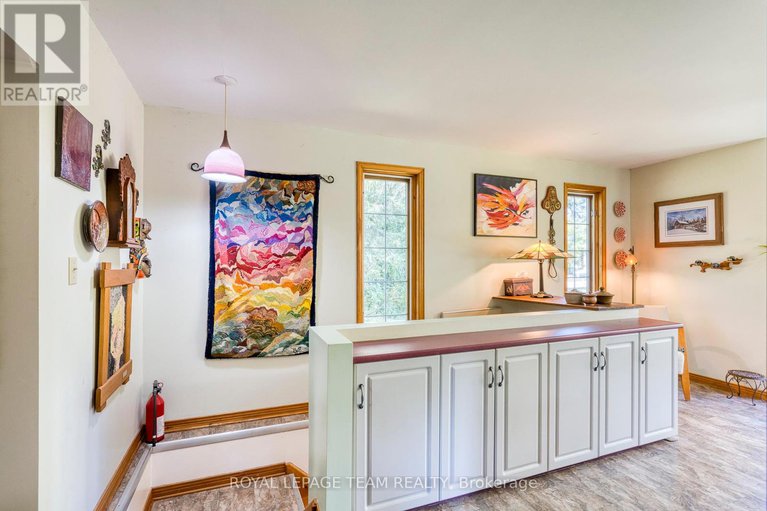 28847636/2828-con10-n/pakenham/mississippi-mills/ontario/K0A2X0_9