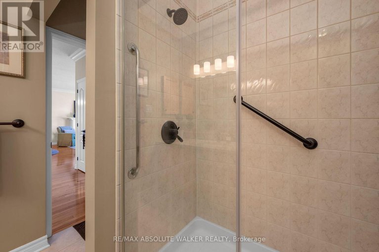 28894846/841-scala-avenue/notting-hillsummerside/ottawa/ontario/K4A4M1_21