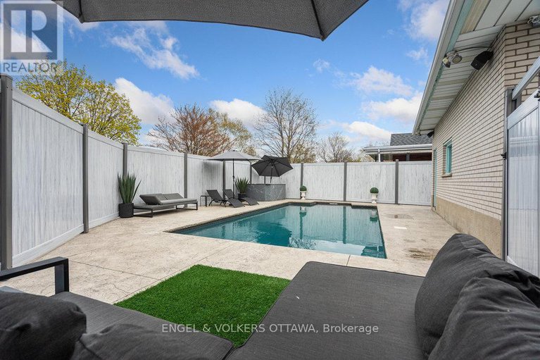 28298907/953-fairlawn-avenue/mckellar-heightsglabar-park/ottawa/ontario/K2A3S7_48
