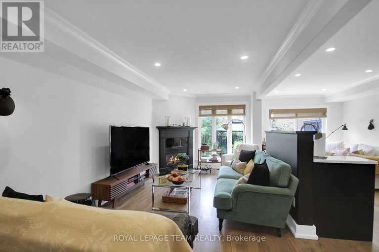 28846552/112-talltree-crescent/stittsville-central/ottawa/ontario/K2S0A9_8