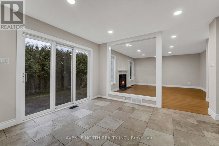 29622696/945-cahill-drive-w/hunt-club/ottawa/ontario/K1V2C3_14