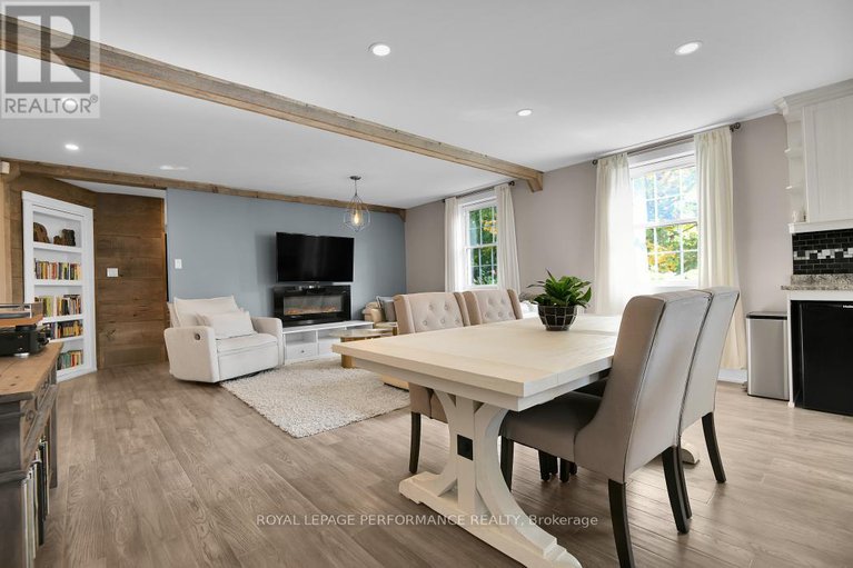 28930470/5583-manotick-main-street/manotick-village-manotick-estates/ottawa/ontario/K4M1A9_14
