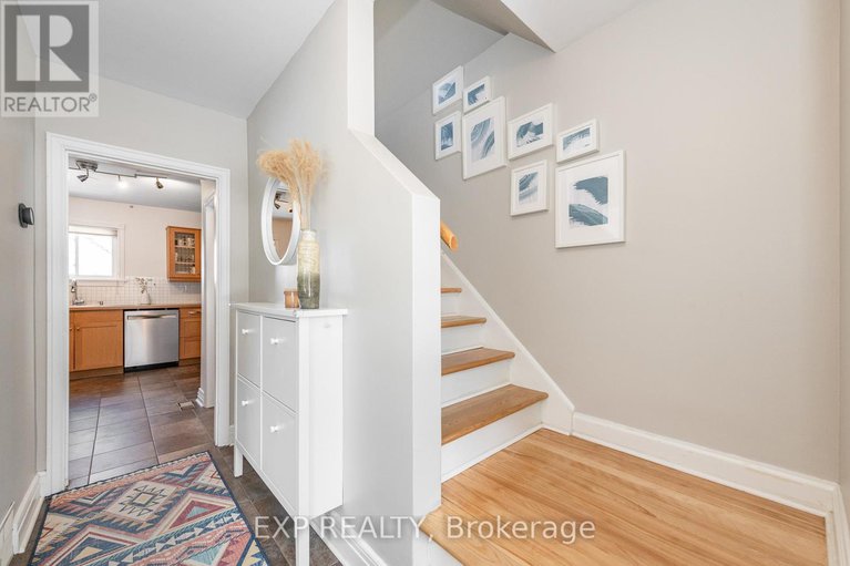 29307640/524-wolffdale-crescent/overbrookcastle-heights/ottawa/ontario/K1K1N5_5