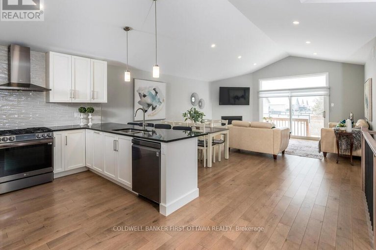 29499474/627-bracewell-street/mississippi-mills-ramsay-twp/mississippi-mills/ontario/K0A1A0_6