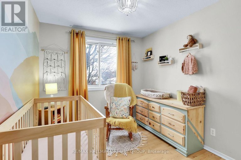 29423557/88-homestead-street/borden-farmstewart-farmcarleton-heightsparkwood-hills/ottawa/ontario/K2E7N6_15