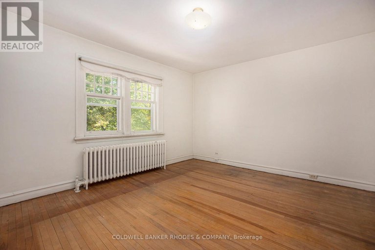 28965806/720-parkdale-avenue/civic-hospital/ottawa/ontario/K1Y1J3_26