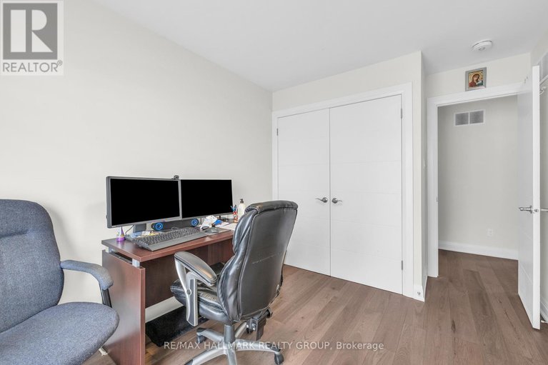 28617521/165-longpre-street/vanier/ottawa/ontario/K1L7J5_30