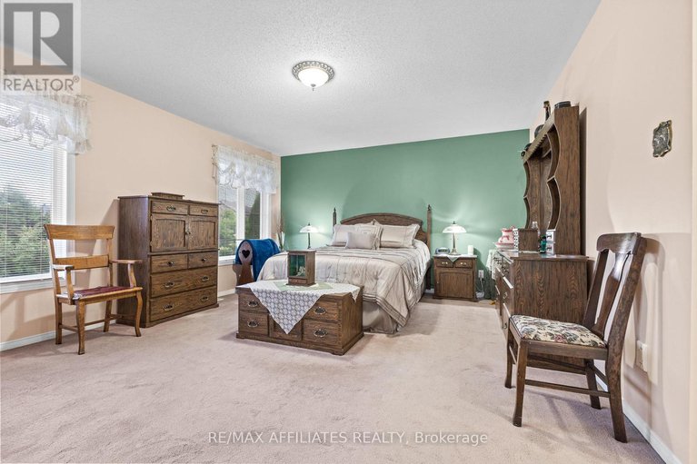28576785/176-windhurst-drive/barrhaven-east/ottawa/ontario/K2G6J4_13