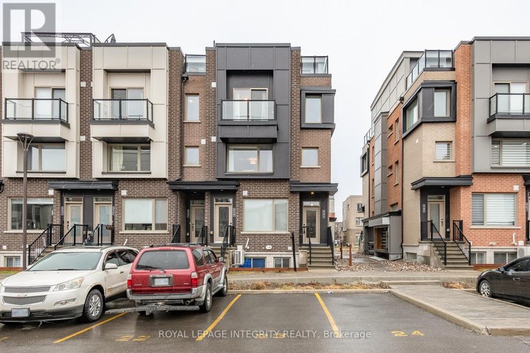 29626135/138-541-takamose-private/cfb-rockcliffe-and-area/ottawa/ontario/K1K5A5_1