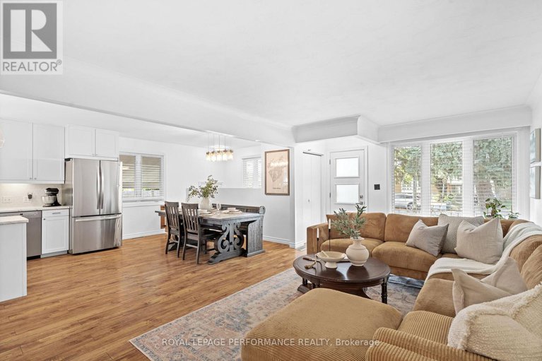 28965261/2219-audrey-avenue/hawthorne-meadows/ottawa/ontario/K1G1L3_7
