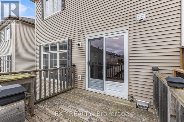 28909546/407-heathrow-private/stittsville-south/ottawa/ontario/K2S0M9_24