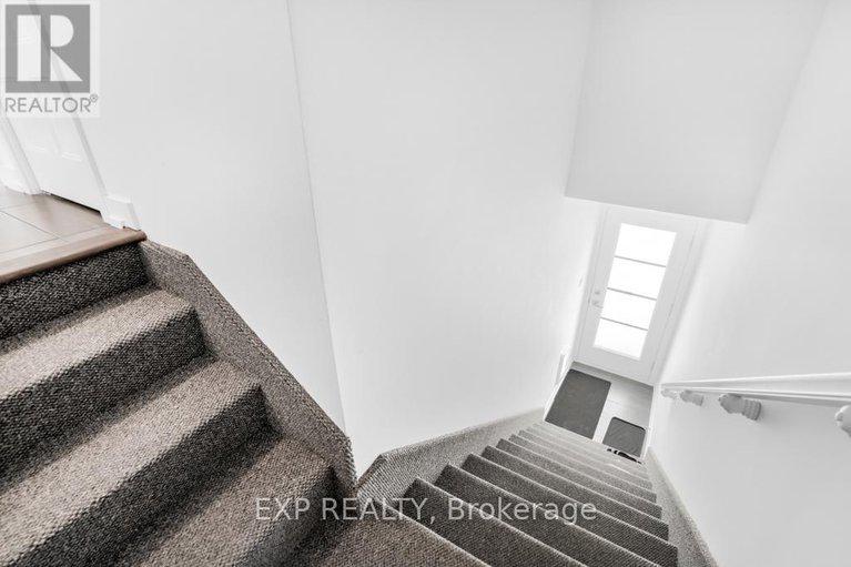 29037170/225-292-masters-lane/town-of-rockland/clarence-rockland/ontario/K4K0K5_4