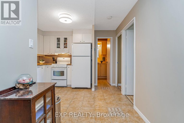 28554311/1301-415-greenview-avenue/britannia/ottawa/ontario/K2B8G5_11