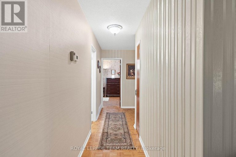 28883256/22-pellan-crescent/beaverbrook/ottawa/ontario/K2K1J5_13
