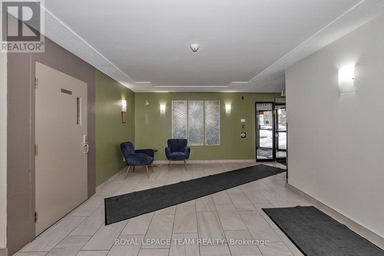 29231241/200-260-brittany-drive/viscount-alexander-park/ottawa/ontario/K1K4M2_4