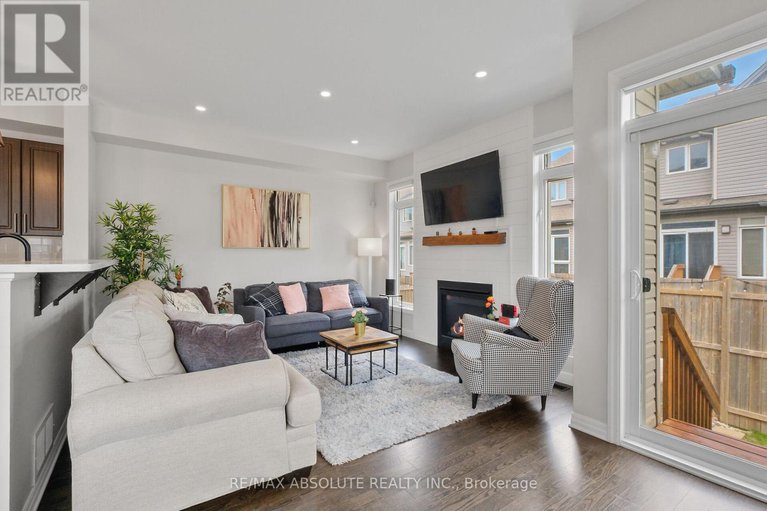 28626462/243-overberg-way/emerald-meadowstrailwest/ottawa/ontario/K2S0V8_12