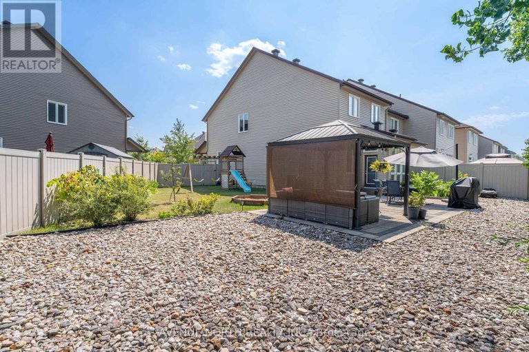 29397621/345-alasken-drive/blossom-parkkemp-parkfindlay-creek/ottawa/ontario/K1T0M4_41