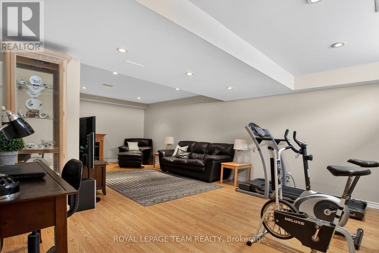 29446611/22-renshaw-avenue/stittsville-central/ottawa/ontario/K2S1G9_69