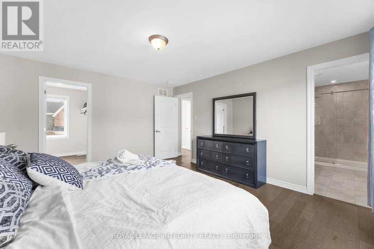 28643913/724-vennecy-terrace/orleans-village/ottawa/ontario/K1W0N3_20