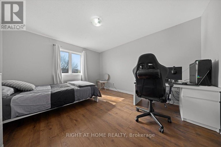 29532470/850-feather-moss-way/riverside-southgloucester-glen/ottawa/ontario/K1V1X2_37