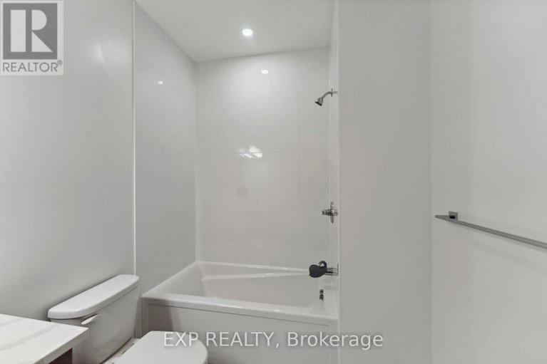 29644816/748-ovation-grove/leitrim/ottawa/ontario/K1T0X6_37