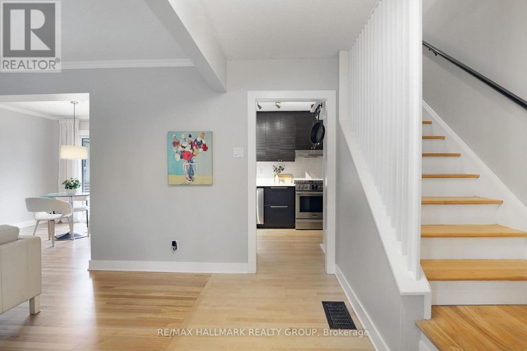28903308/836-borthwick-avenue/castle-heightsrideau-high/ottawa/ontario/K1K2M8_3