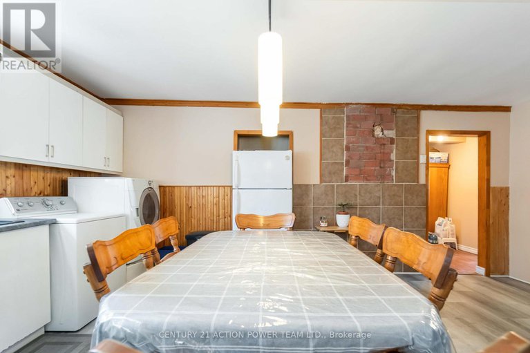28888817/4975-st-paul-street/east-hawkesbury-twp/hawkesbury/ontario/K0B1P0_20