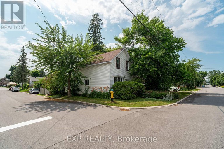 294 Moffatt Street