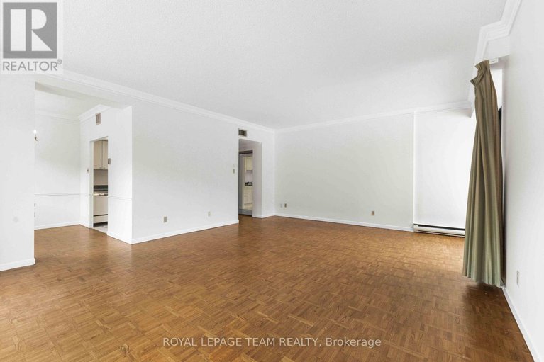 29180471/101-20-the-driveway-drive/ottawa-centregolden-triangle/ottawa/ontario/K2P1C8_11