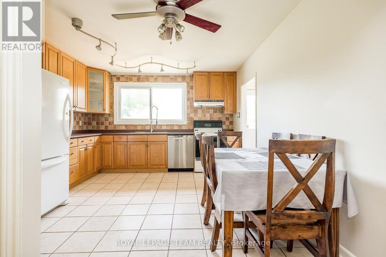 29282767/2740-moncton-road/queensway-terrace-north/ottawa/ontario/K2B7W1_32