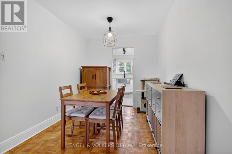 29036686/910-dynes-road/carleton-square/ottawa/ontario/K2C0G8_14