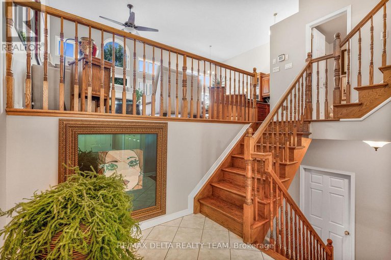 28779115/116-gladeview-private/upper-hunt-club/ottawa/ontario/K1T4C5_5