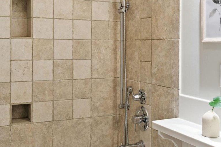 29438099/1-179-wilbrod-street/sandy-hill/ottawa/ontario/K1N6L4_31