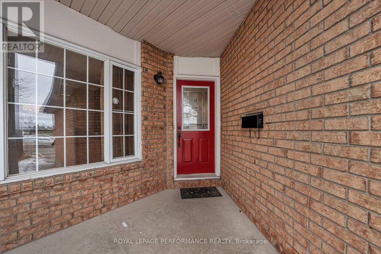 29232445/644-valin-street/fallingbrookgardenway-south/ottawa/ontario/K4A3S9_3