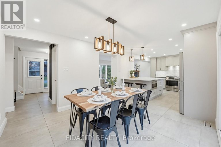 29608674/7-gagnon-court/beaverbrook/ottawa/ontario/K2K1A7_22