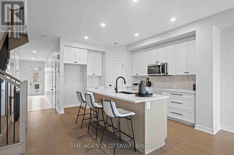 29118876/1150-cope-drive/stittsville-south/ottawa/ontario/K2S3C6_8