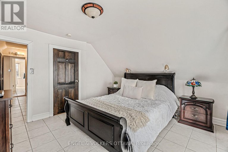 29306612/477-booth-street/west-centre-town/ottawa/ontario/K1R7L1_19