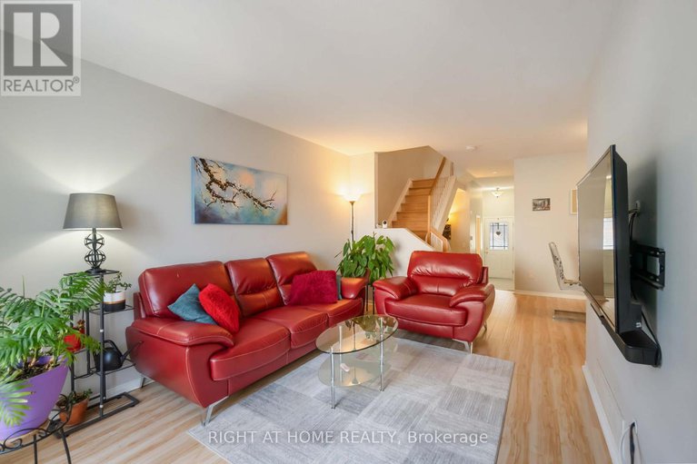 28479510/333-hillsboro-private/emerald-meadowstrailwest/ottawa/ontario/K2M3B2_6