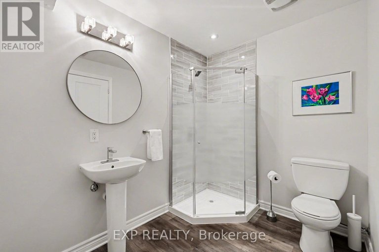 29499934/159-loreka-court/stittsville-north/ottawa/ontario/K2S0N3_32