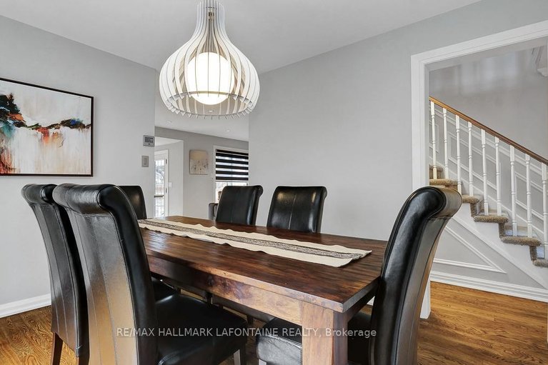 29593961/1288-turner-crescent/bilberry-creekqueenswood-heights/ottawa/ontario/K1E2Y4_7