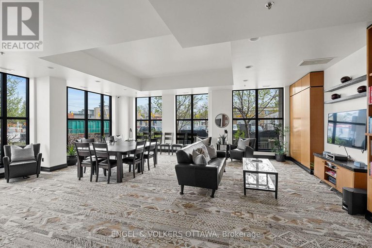 29084366/102-75-cleary-avenue/woodroffe/ottawa/ontario/K2A1R8_27