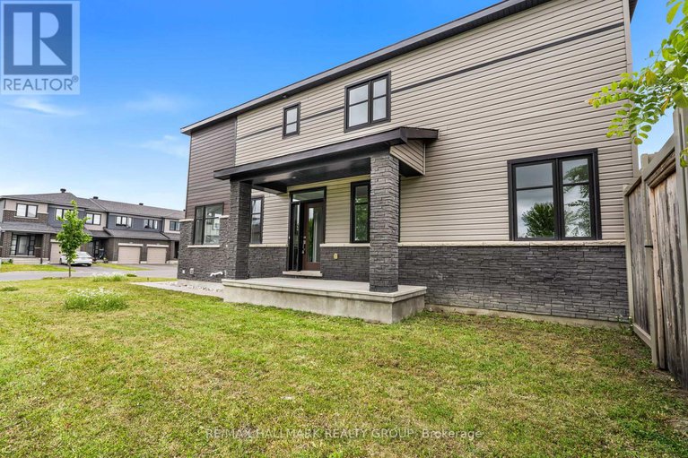 28488850/833-dynasty-street/avalon-east/ottawa/ontario/K4A4T7_3