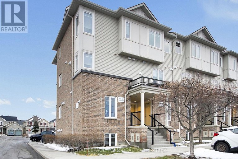 29574552/41-204-shanly-private/stonebridge/ottawa/ontario/K2J5X6_2