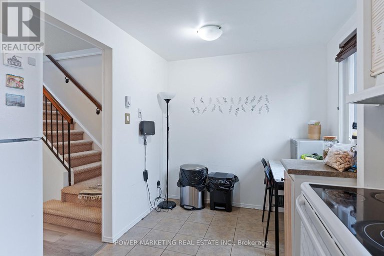 29312527/b-6702-jeanne-darc-boulevard-n/convent-glen-north/ottawa/ontario/K1C6E9_13