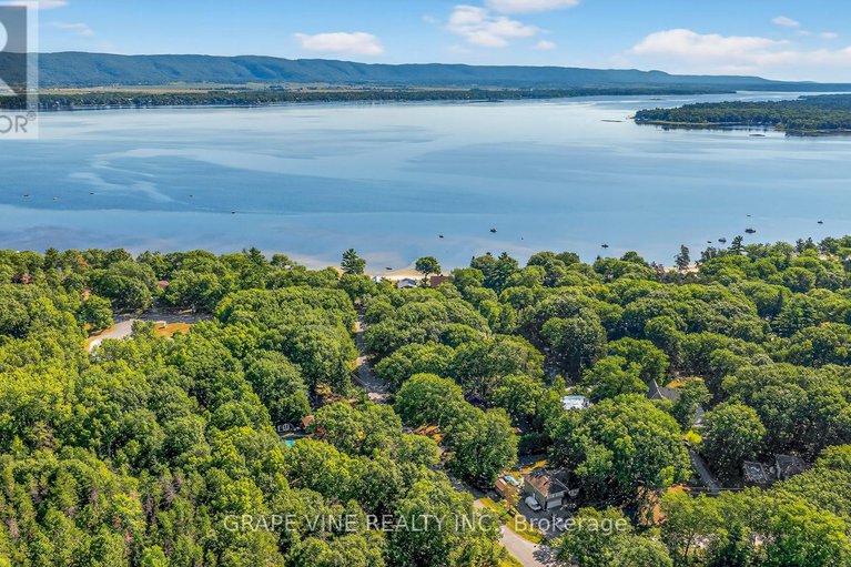 28789464/125-hunter-crescent/constance-bay/ottawa/ontario/K0A3M0_29
