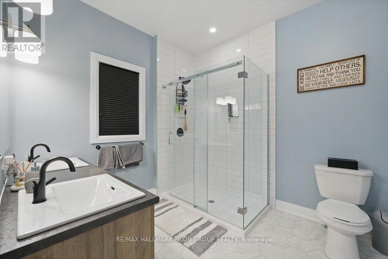 28588517/1243-avignon-street/embrun/russell/ontario/K0A1W0_13