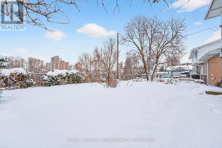 29302410/2690-hickson-crescent/redwood-park/ottawa/ontario/K2H6Y6_47