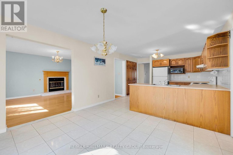 28995965/1396-larose-avenue/carlington/ottawa/ontario/K1Z7X7_12